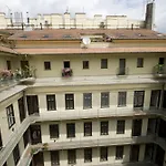 Bell Hostel And Guesthouse